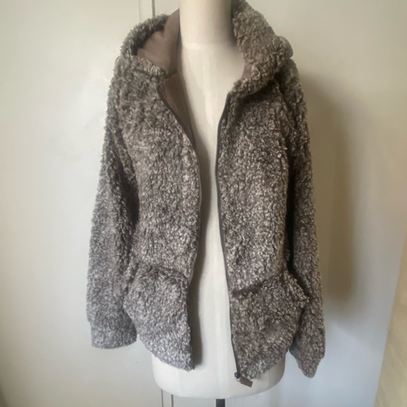 Faux Fur Fluffy Zip Up Hoodie - Picture 2 of 11